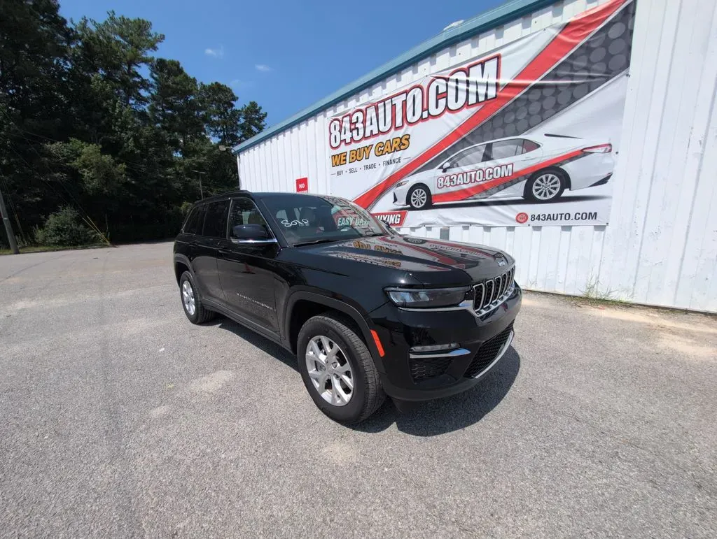Black 2023 Jeep Grand Cherokee Limited for sale in Summerville, SC