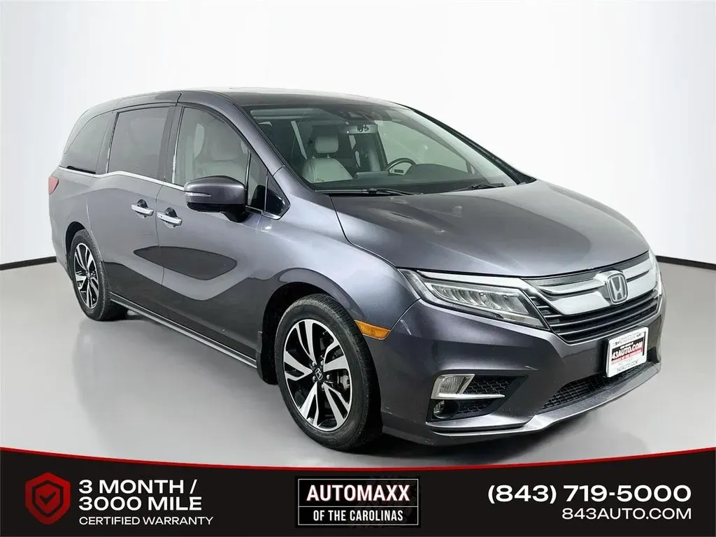 Silver 2018 Honda Odyssey Elite for sale in Summerville, SC