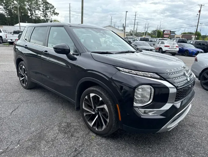 Unknown 2023 Mitsubishi Outlander SE for sale in Summerville, SC
