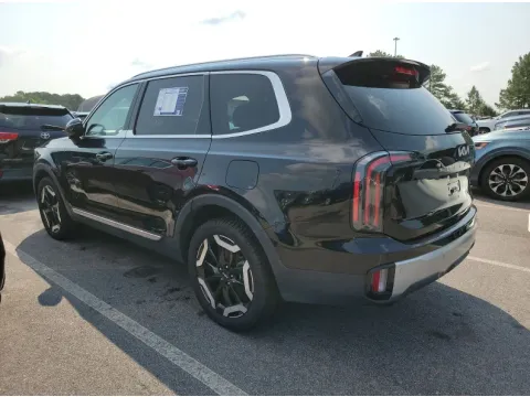 More photos of 2024 Kia Telluride EX at Automaxx of the Carolinas, SC