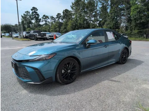 More photos of 2025 Toyota Camry SE at Automaxx of the Carolinas, SC