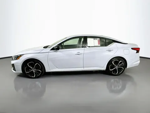 More photos of 2024 Nissan Altima 2.5 SR at Automaxx of the Carolinas, SC