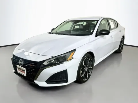 Another view of 2024 Nissan Altima 2.5 SR for sale in Summerville, SC at Automaxx of the Carolinas