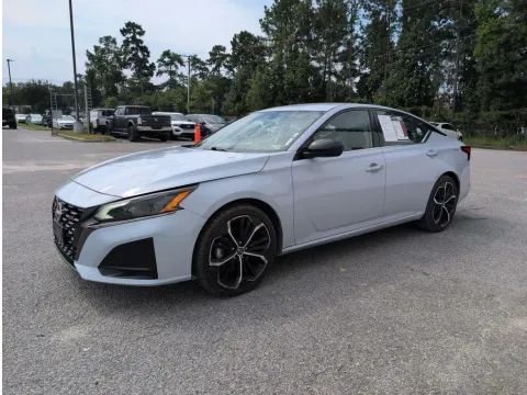 More photos of 2024 Nissan Altima 2.5 SR at Automaxx of the Carolinas, SC