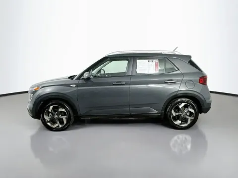 More photos of 2025 Hyundai Venue SEL at Automaxx of the Carolinas, SC