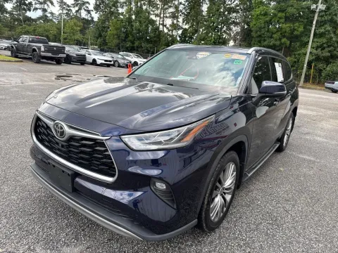 More photos of 2021 Toyota Highlander Platinum at Automaxx of the Carolinas, SC
