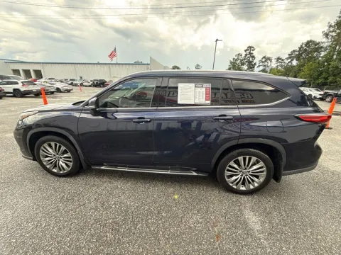 More photos of 2021 Toyota Highlander Platinum at Automaxx of the Carolinas, SC