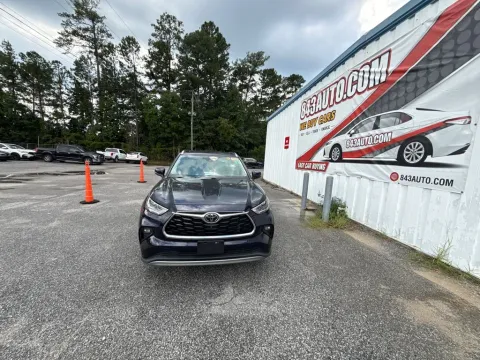 Another view of 2021 Toyota Highlander Platinum for sale in Summerville, SC at Automaxx of the Carolinas