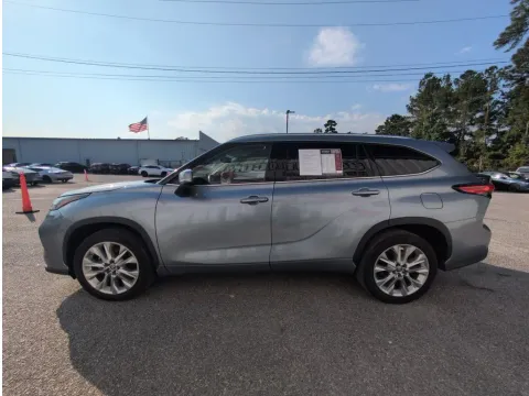 More photos of 2021 Toyota Highlander Limited at Automaxx of the Carolinas, SC