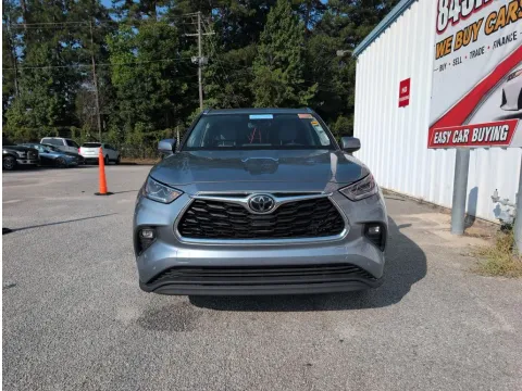 Another view of 2021 Toyota Highlander Limited for sale in Summerville, SC at Automaxx of the Carolinas