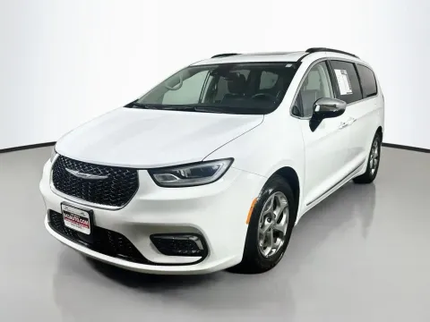 Another view of 2023 Chrysler Pacifica Limited for sale in Summerville, SC at Automaxx of the Carolinas