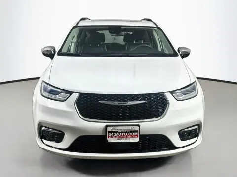 Photos of 2023 Chrysler Pacifica Limited for sale in Summerville, SC at Automaxx of the Carolinas