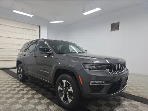 More photos of 2023 Jeep Grand Cherokee 4xe at Automaxx of the Carolinas, SC