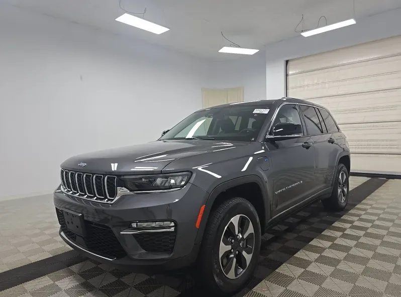 Gray 2023 Jeep Grand Cherokee 4xe for sale in Summerville, SC