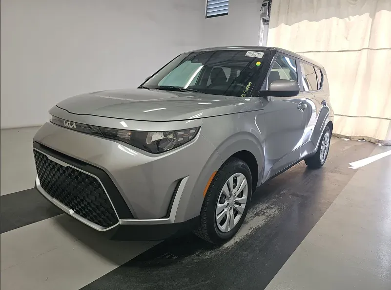 Gray 2023 Kia Soul LX for sale in Summerville, SC