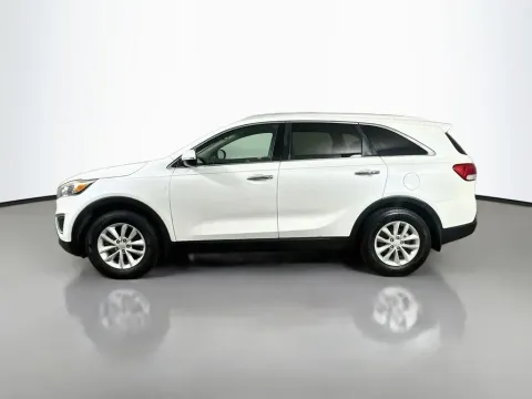 More photos of 2018 Kia Sorento LX at Automaxx of the Carolinas, SC