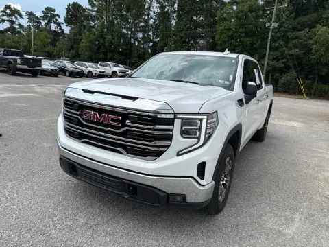 More photos of 2025 GMC Sierra 1500 SLT at Automaxx of the Carolinas, SC