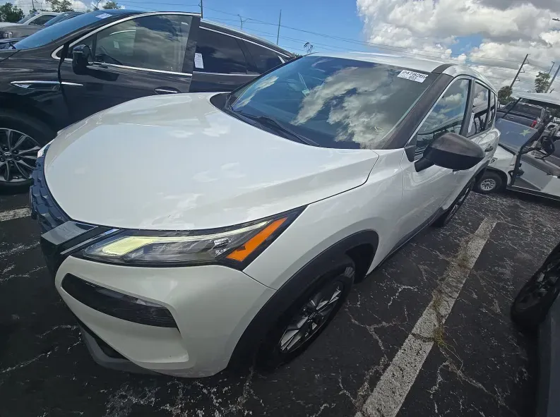 White 2022 Nissan Rogue S for sale in Summerville, SC
