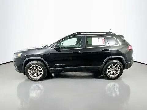 More photos of 2022 Jeep Cherokee Latitude Lux at Automaxx of the Carolinas, SC