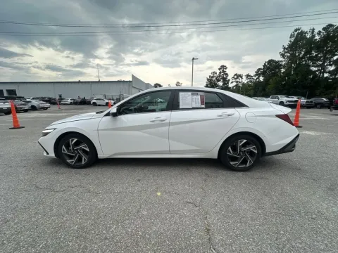 More photos of 2024 Hyundai Elantra Limited at Automaxx of the Carolinas, SC