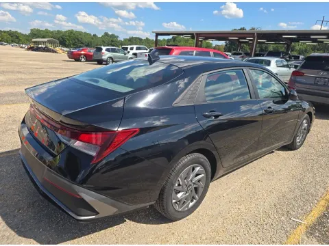 Another view of 2024 Hyundai Elantra SEL for sale in Summerville, SC at Automaxx of the Carolinas