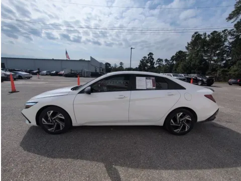 More photos of 2025 Hyundai Elantra SEL Sport at Automaxx of the Carolinas, SC