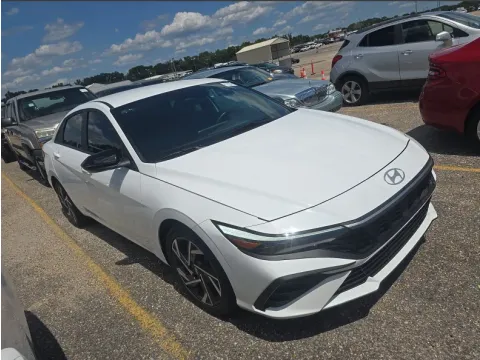 More photos of 2025 Hyundai Elantra SEL Sport at Automaxx of the Carolinas, SC