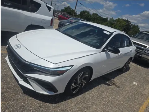 White 2025 Hyundai Elantra SEL Sport for sale in Summerville, SC