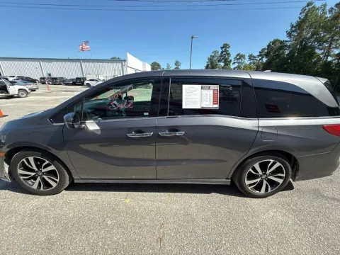 More photos of 2019 Honda Odyssey Elite at Automaxx of the Carolinas, SC