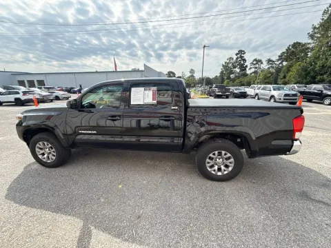 More photos of 2017 Toyota Tacoma SR5 at Automaxx of the Carolinas, SC