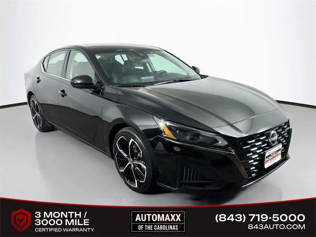 Black 2023 Nissan Altima 2.5 SR for sale in Summerville, SC