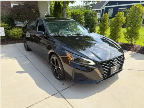 Black 2023 Nissan Altima 2.5 SR for sale in Summerville, SC