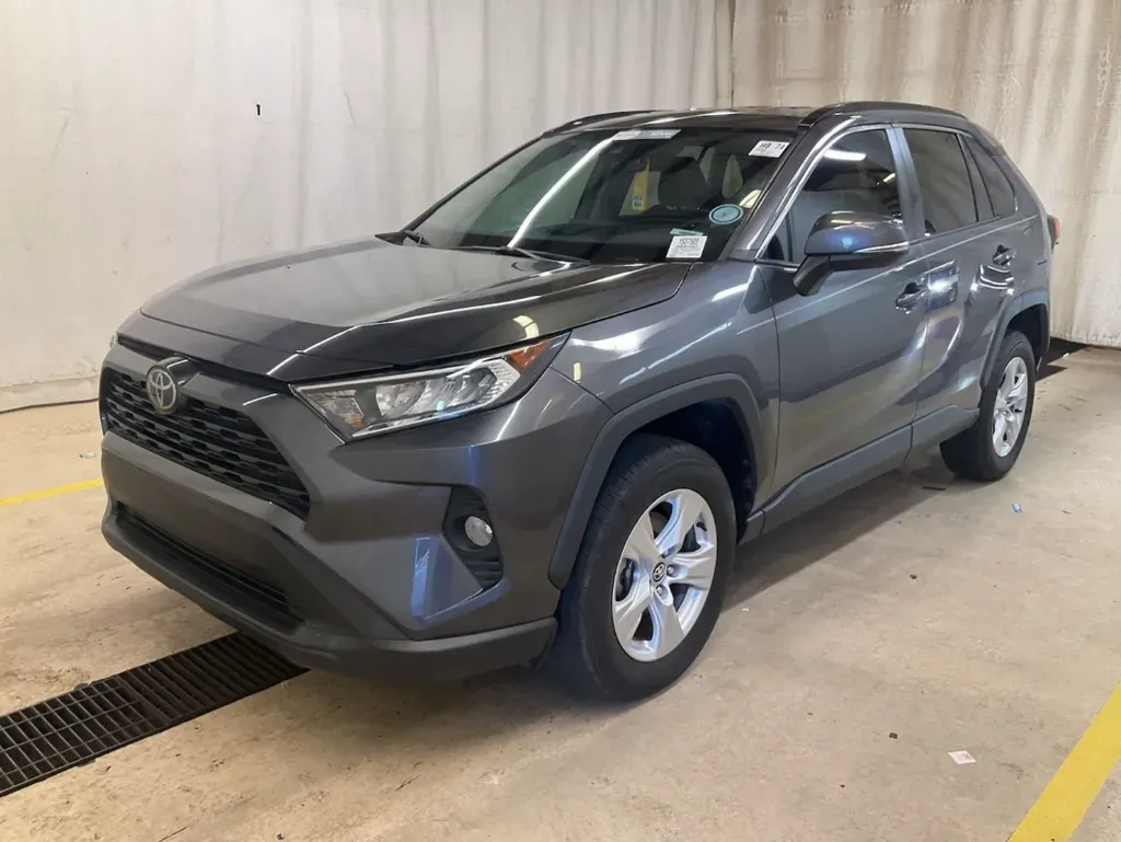 Gray 2020 Toyota RAV4 XLE for sale in Summerville, SC