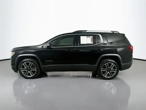 More photos of 2022 GMC Acadia SLT at Automaxx of the Carolinas, SC
