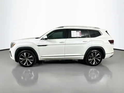 More photos of 2024 Volkswagen Atlas 2.0T SEL Premium R-Line at Automaxx of the Carolinas, SC