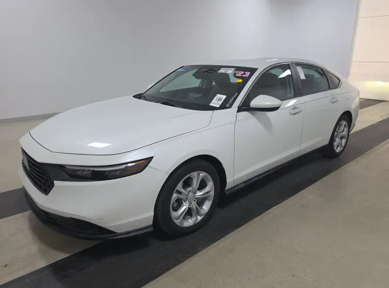 White 2023 Honda Accord LX for sale in Summerville, SC