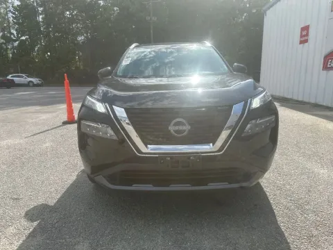 Another view of 2023 Nissan Rogue SL for sale in Summerville, SC at Automaxx of the Carolinas