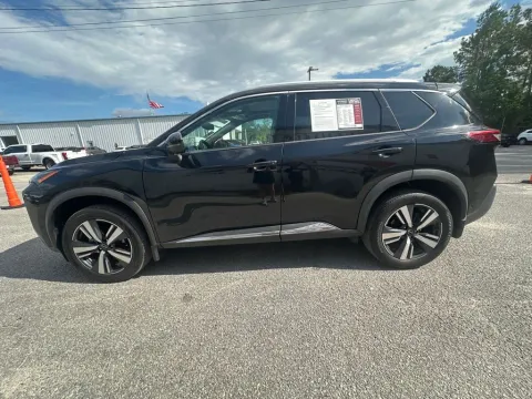 More photos of 2023 Nissan Rogue SL at Automaxx of the Carolinas, SC