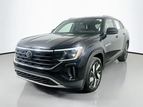 Another view of 2025 Volkswagen Atlas Cross Sport 2.0T SE w/Technology for sale in Summerville, SC at Automaxx of the Carolinas