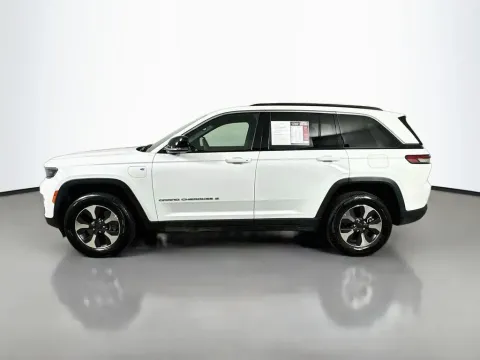 More photos of 2024 Jeep Grand Cherokee 4xe at Automaxx of the Carolinas, SC
