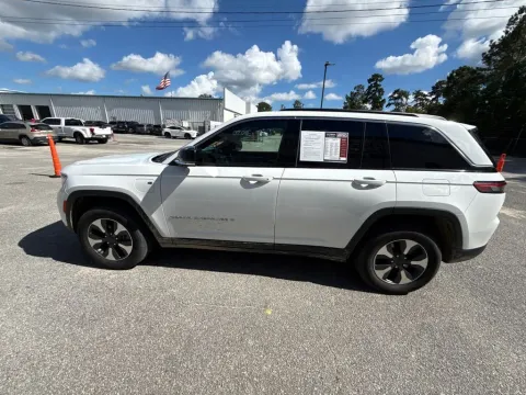 More photos of 2024 Jeep Grand Cherokee 4xe at Automaxx of the Carolinas, SC
