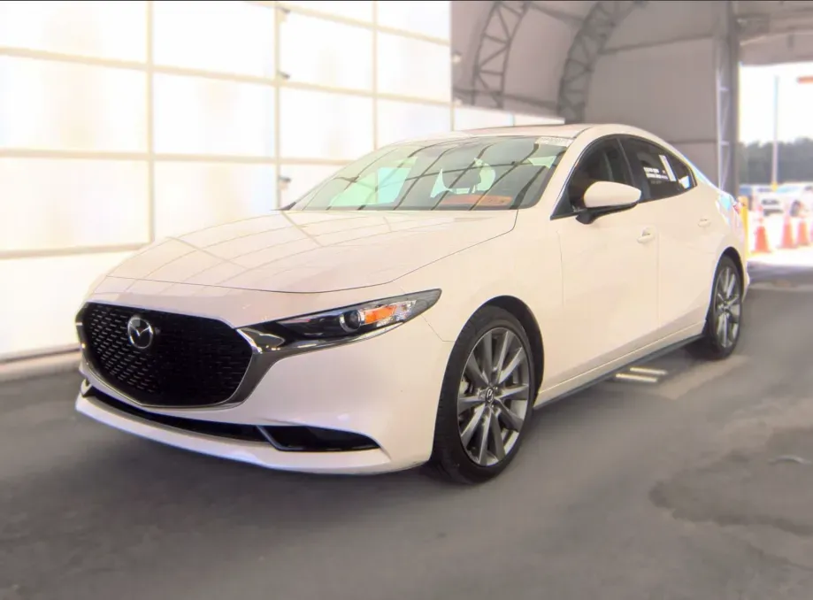 White 2025 Mazda Mazda3 2.5 S Preferred Package for sale in Summerville, SC