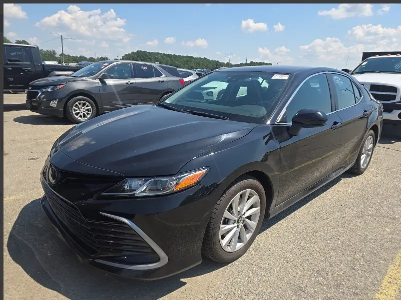 Black 2022 Toyota Camry LE for sale in Summerville, SC