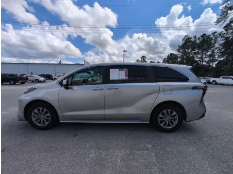 Another view of 2024 Toyota Sienna LE for sale in Summerville, SC at Automaxx of the Carolinas