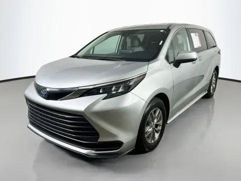 Another view of 2024 Toyota Sienna LE for sale in Summerville, SC at Automaxx of the Carolinas