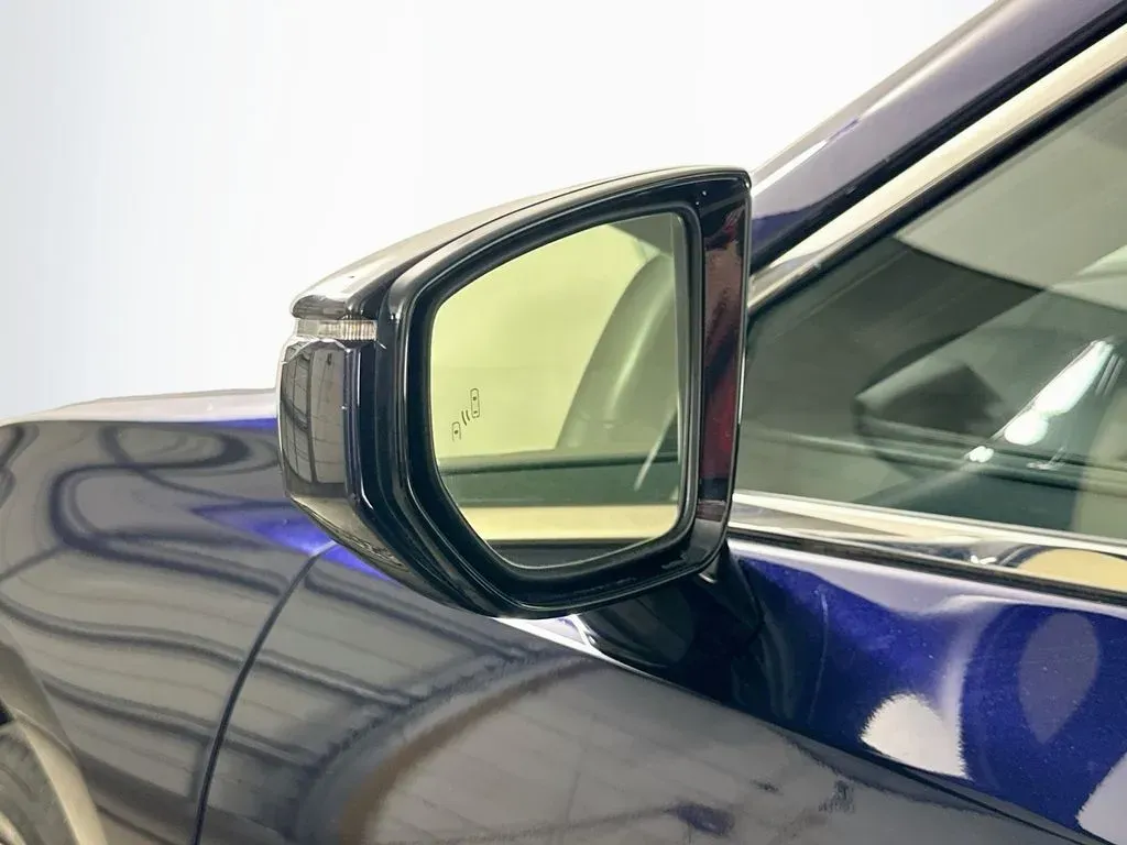 2022 Lexus ES 350 - Photo 37