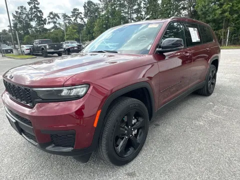 More photos of 2023 Jeep Grand Cherokee L Altitude at Automaxx of the Carolinas, SC
