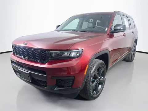 Another view of 2023 Jeep Grand Cherokee L Altitude for sale in Summerville, SC at Automaxx of the Carolinas