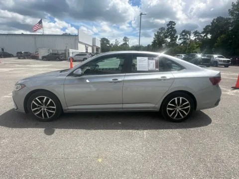 More photos of 2025 Volkswagen Jetta 1.5T SE at Automaxx of the Carolinas, SC