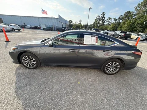 More photos of 2023 Lexus ES 350 at Automaxx of the Carolinas, SC